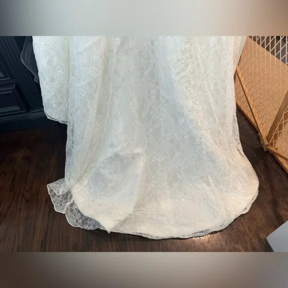 Maggie Sottero Lace Wedding Dress - Picture 3 of 16